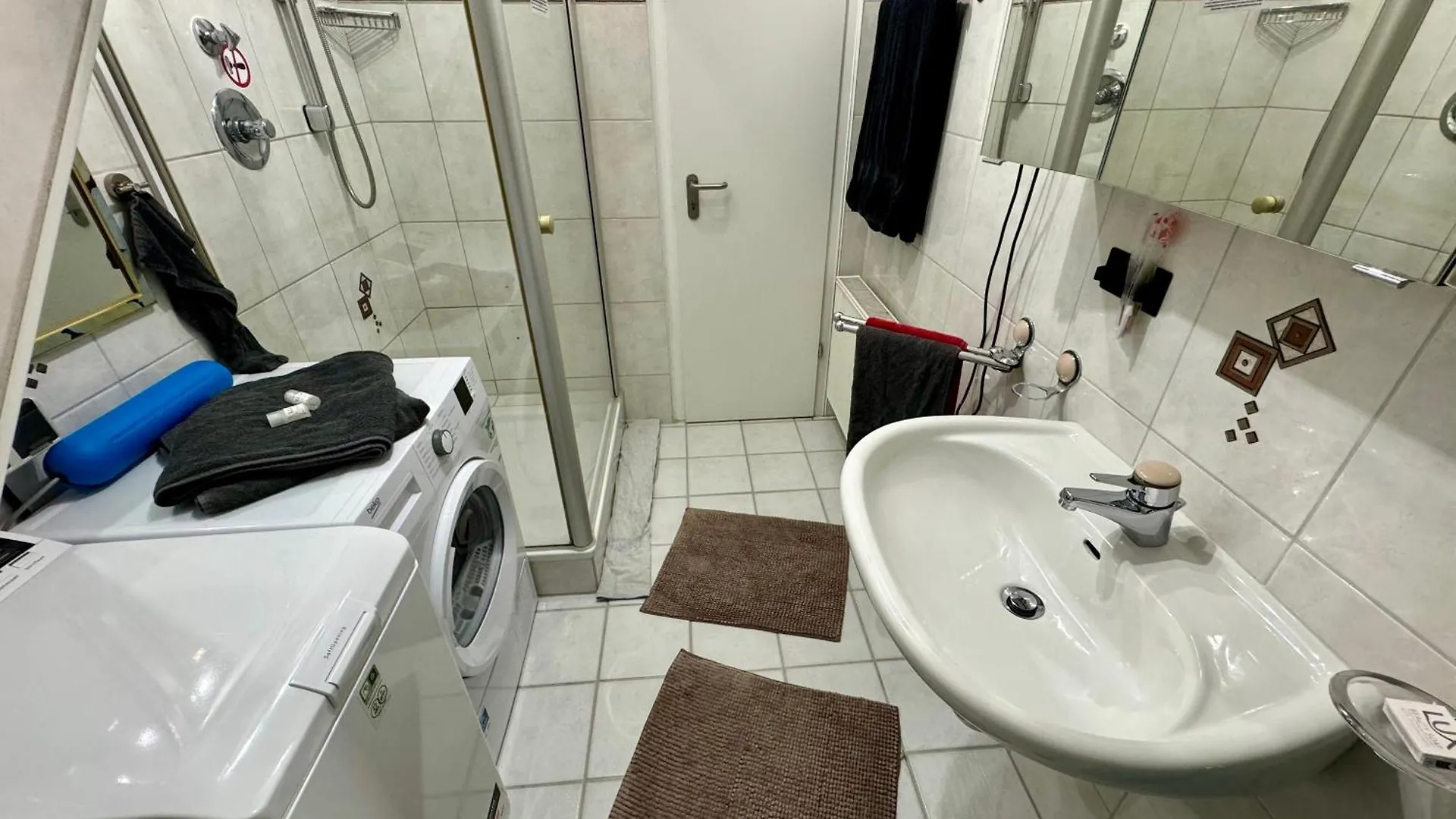 Zwei Zimmer Appartement  BRE Apartment