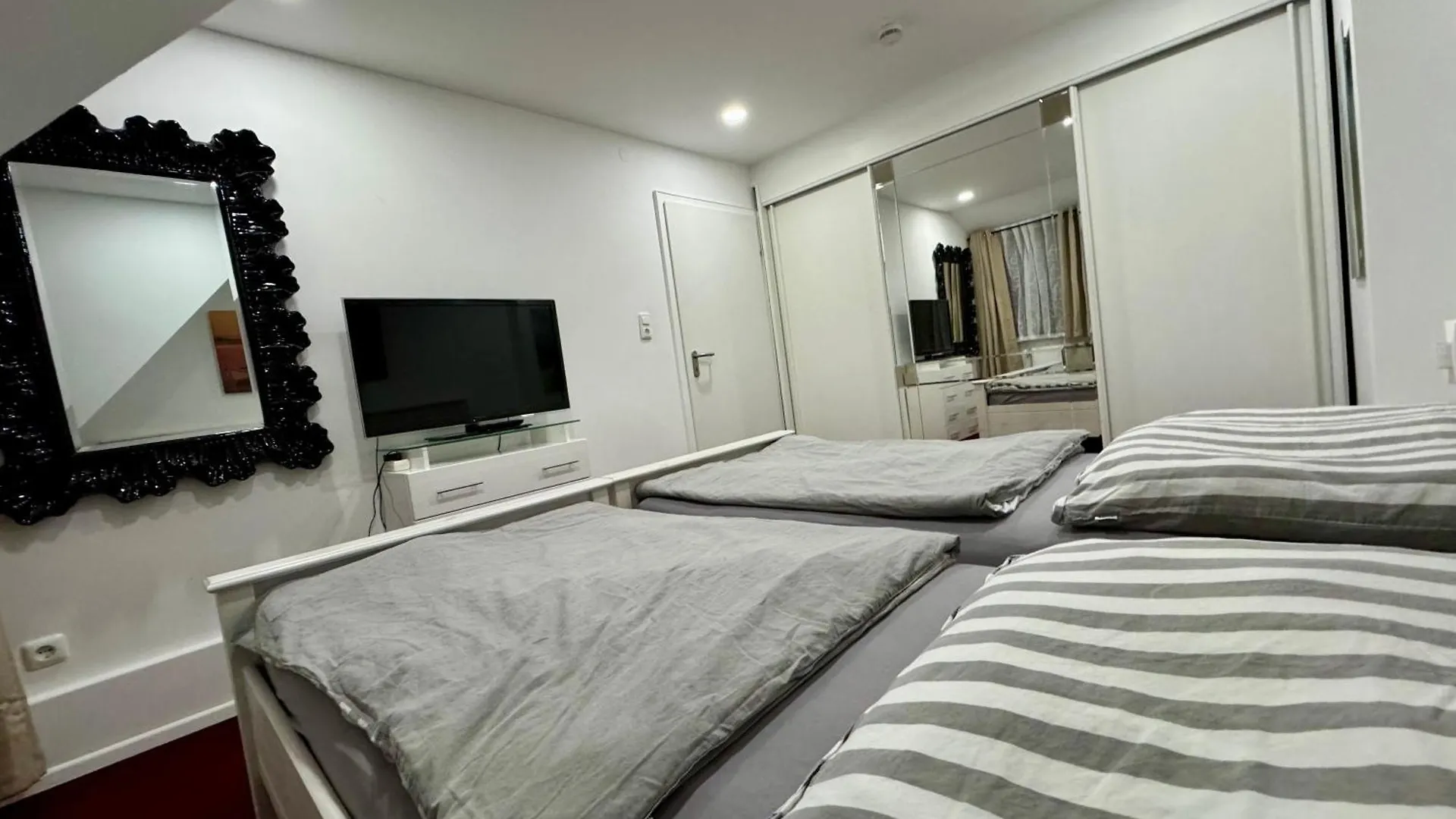 Apartment Zwei Zimmer Appartement  BRE