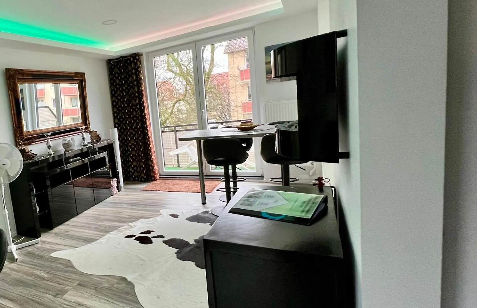 Zwei Zimmer Appartement  BRE